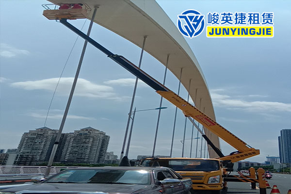 dongxing柳州桥梁检测施工现场